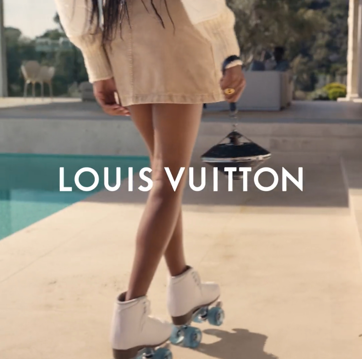 Louis Vuitton Horizon Light Up Speaker - The Luxury Editor