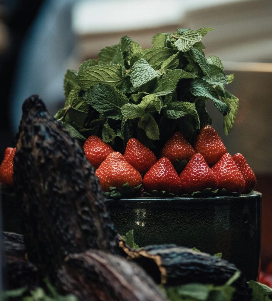 strawberry face mask DIY