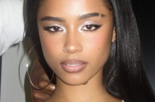 Tyla’s Large Hoop Earrings—Chic, Effortless Style