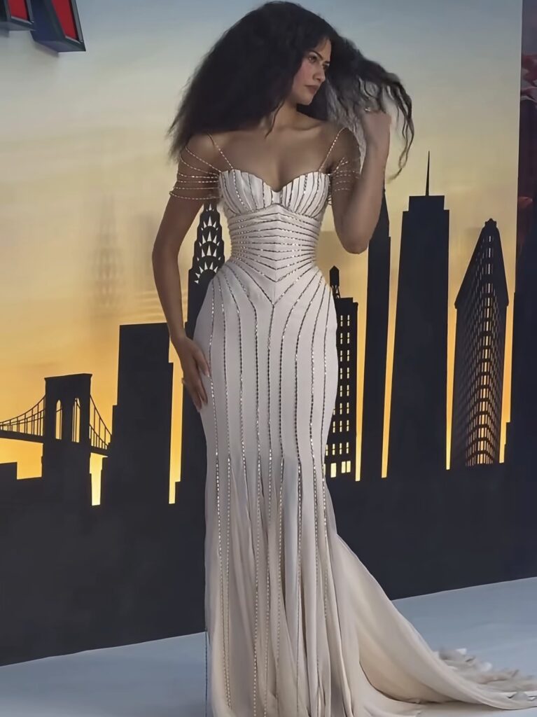 Zendaya Stuns in Tamara Ralph at London Spider-Man Brand New Day Premiere
